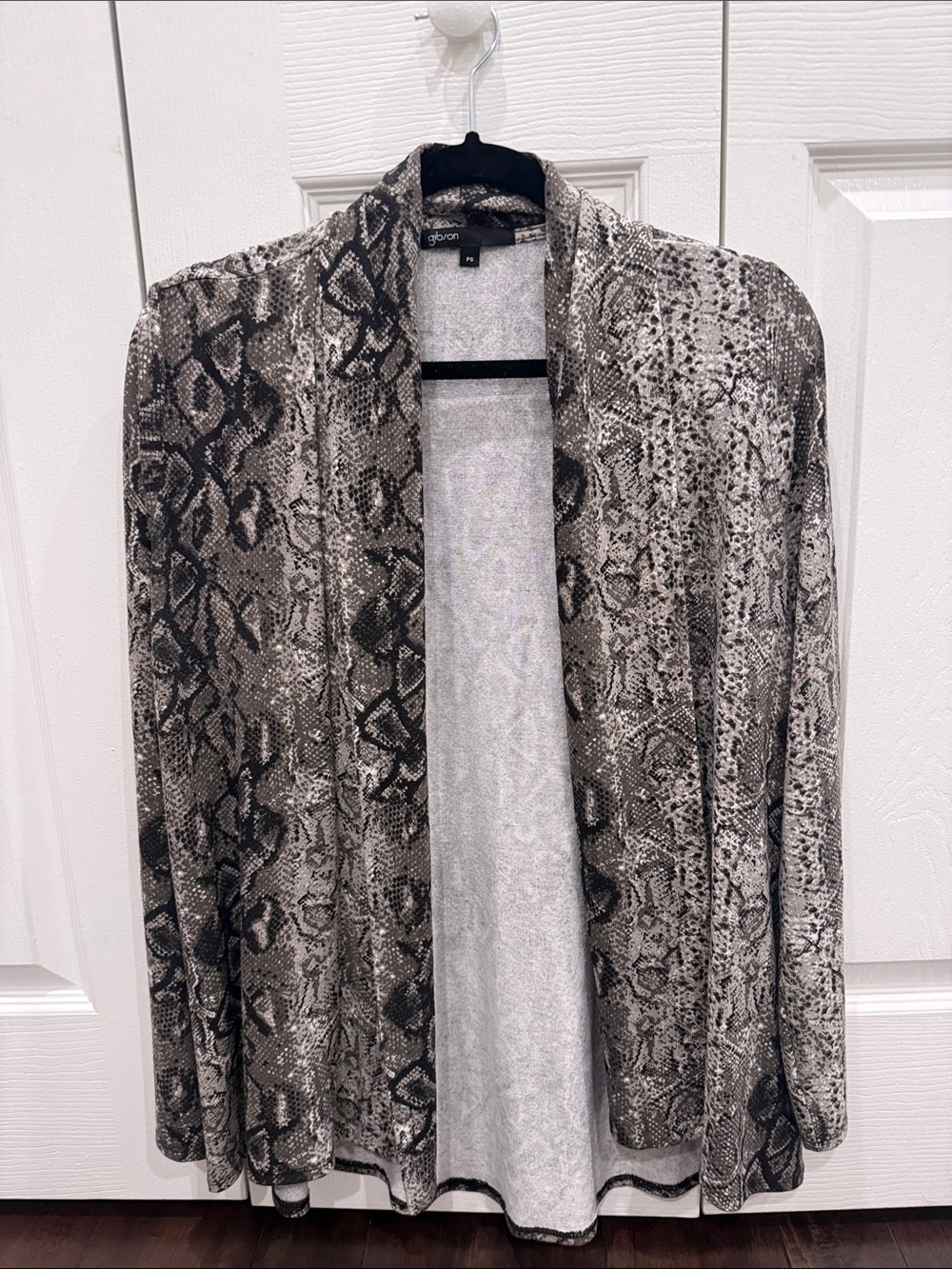 Gibson Grey Snake Print Open-Front Blazer